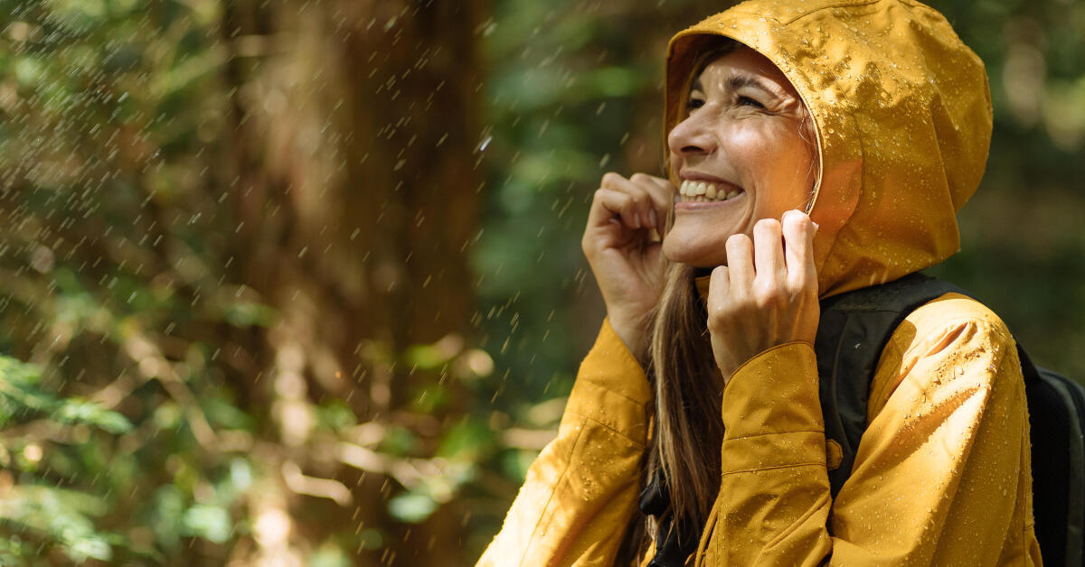 Randonner sous la pluie : 7 bonnes raisons d'en profiter